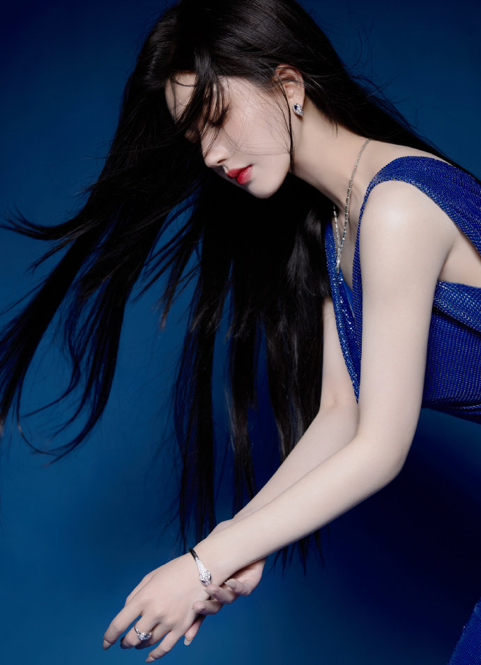 八_色三八appVEVO真人平台色三